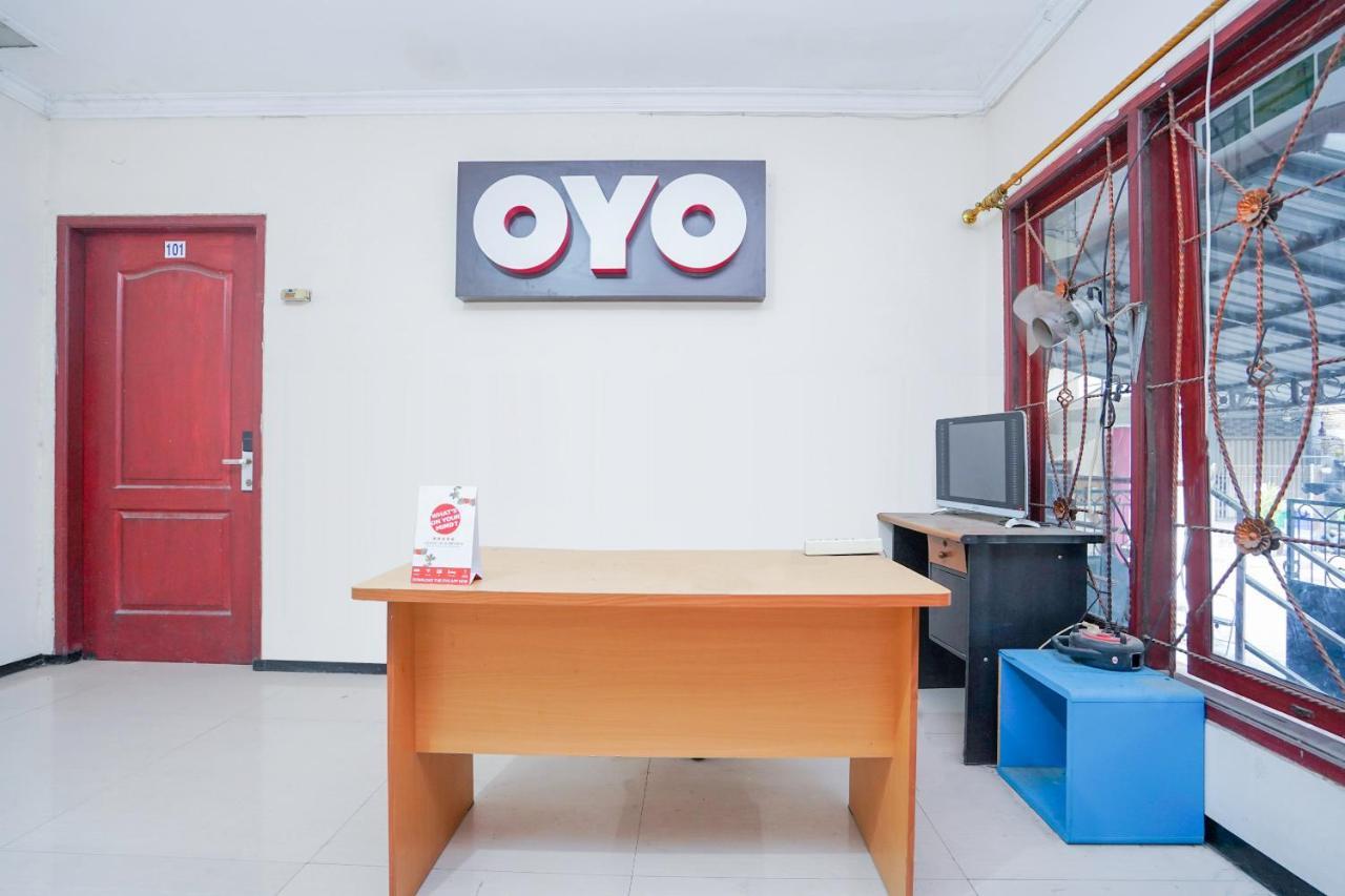 Collection O 1112 Comfitel Siwalankerto Aa4 Otel Surabaya Dış mekan fotoğraf