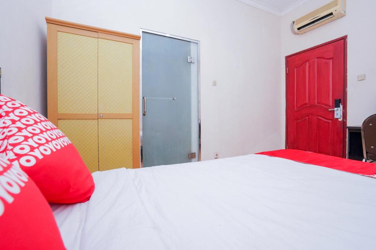 Collection O 1112 Comfitel Siwalankerto Aa4 Otel Surabaya Dış mekan fotoğraf