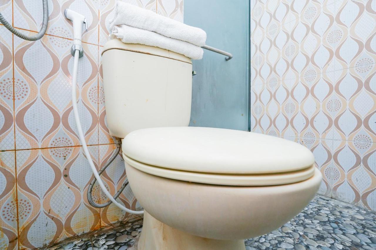 Collection O 1112 Comfitel Siwalankerto Aa4 Otel Surabaya Dış mekan fotoğraf